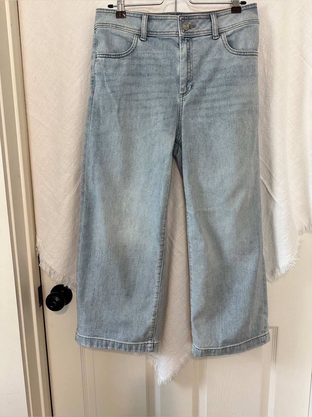Chico’s White Wash Wide Leg Women’s Jeans